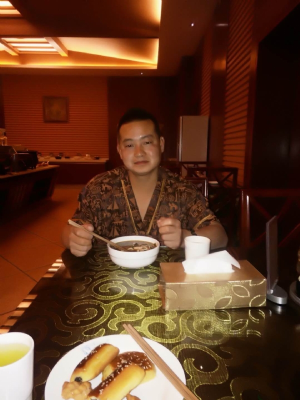 会飞的鱼的第一张照片--邢台相亲服务中心