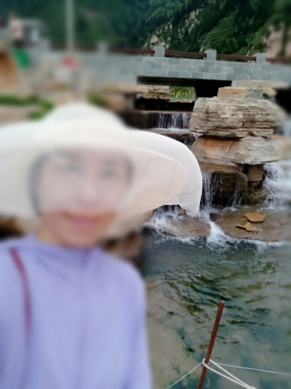 沥秋的第一张照片--邢台相亲服务中心