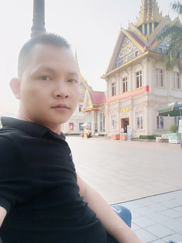 漂泊者的第一张照片--邢台相亲服务中心