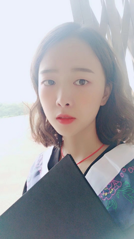 傲娇的喵小咪的第一张照片--邢台相亲服务中心