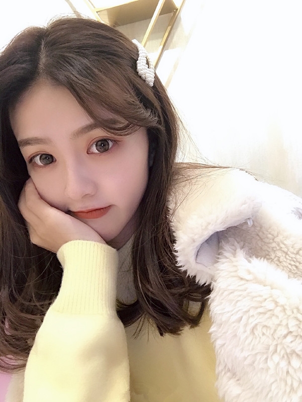 薇薇外送的第一张照片--邢台相亲服务中心