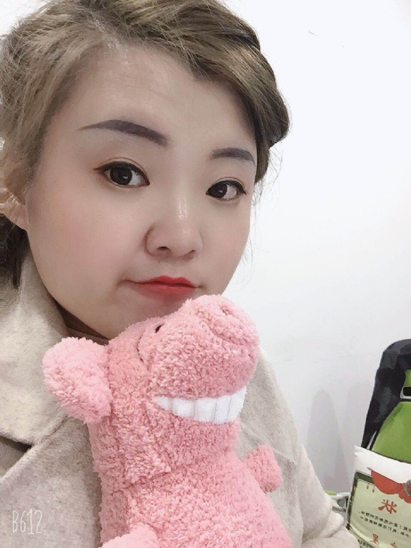 李娜的第一张照片--邢台相亲服务中心