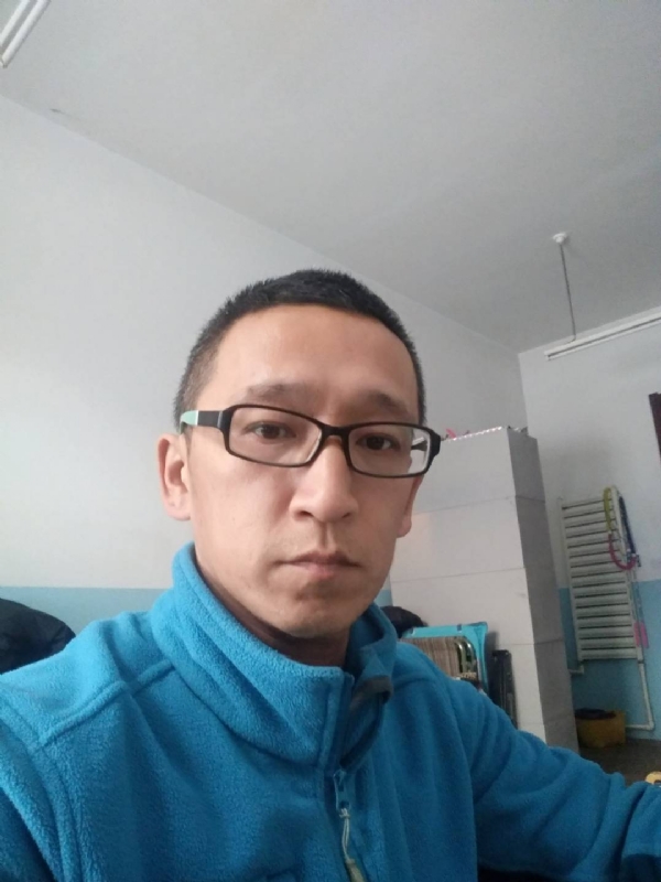 晓峰的第三张照片--邢台相亲服务中心