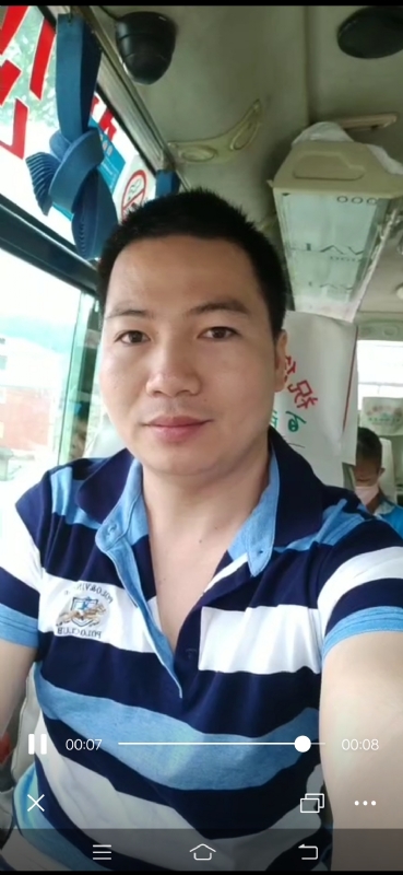 恋人未满的第一张照片--邢台相亲服务中心