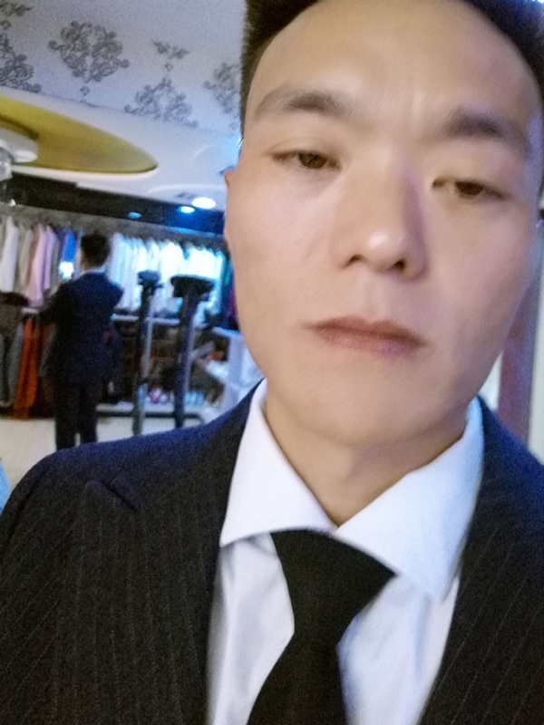 醉酒的蝴蝶的第二张照片--邢台相亲服务中心