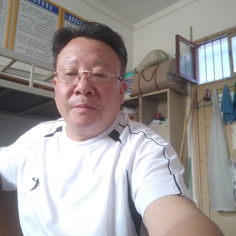 咣次次的第一张照片--邢台相亲服务中心