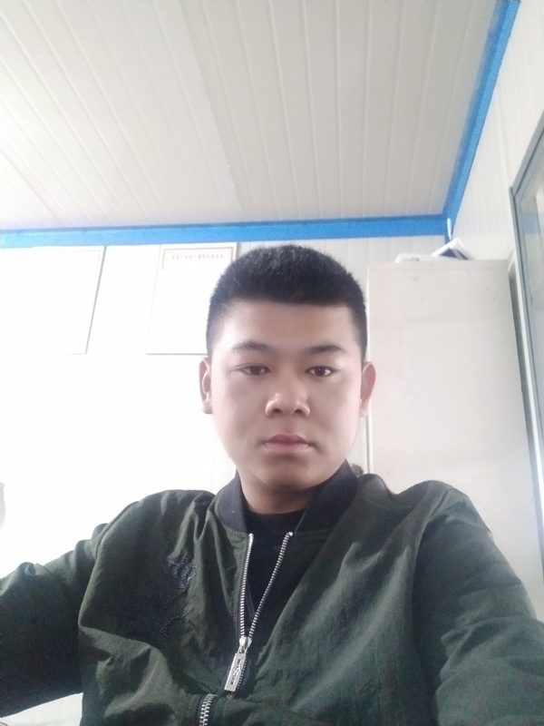 少校的第一张照片--邢台相亲服务中心