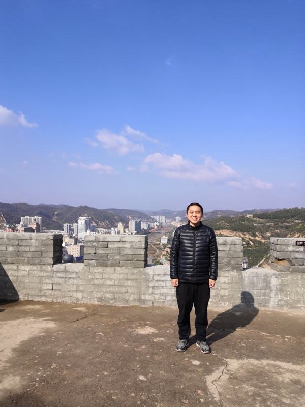 人间不值得的第一张照片--邢台相亲服务中心