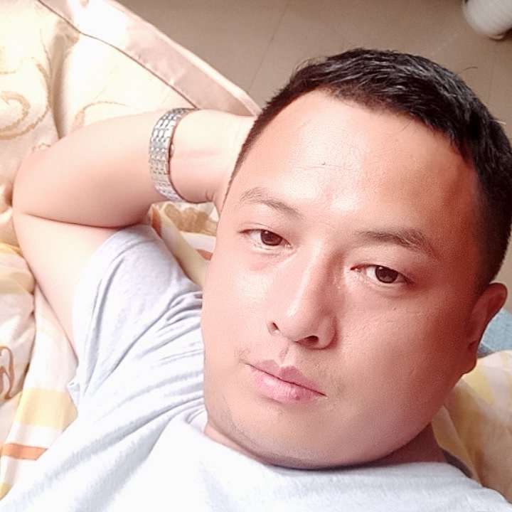 忘世情的第一张照片--邢台相亲服务中心