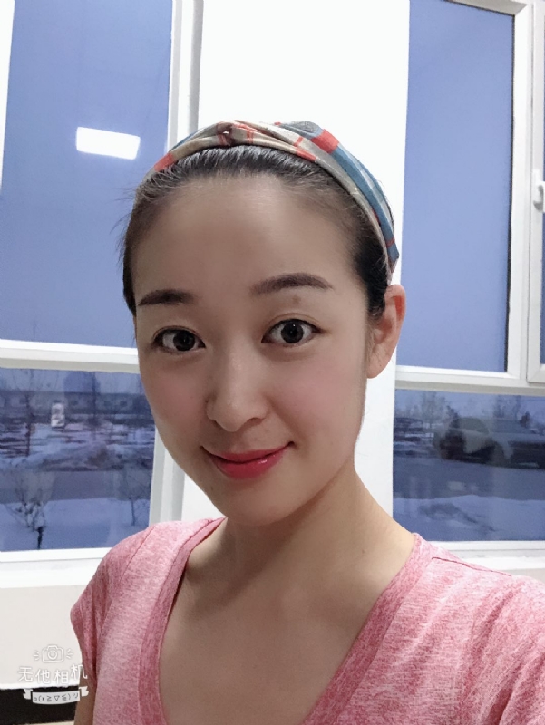 浅笑的第一张照片--邢台相亲服务中心