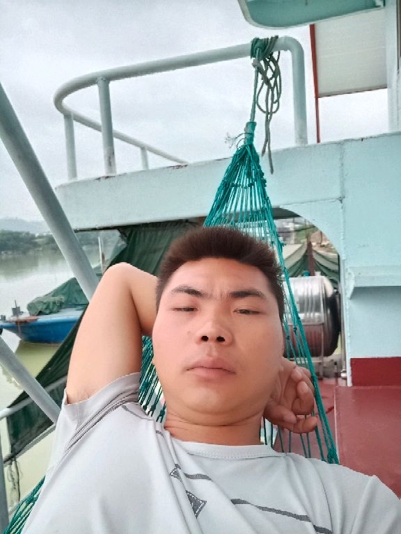 小哥哥的第一张照片--邢台相亲服务中心