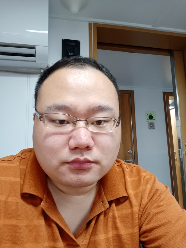 努力爱一次的第一张照片--邢台相亲服务中心