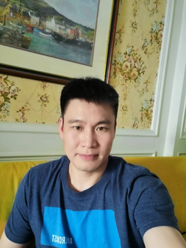 阳光灿烂的第二张照片--邢台相亲服务中心