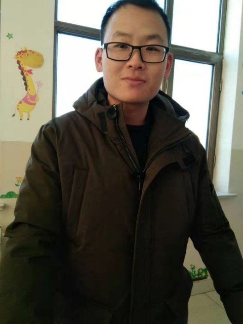 品上男人的第一张照片--邢台相亲服务中心