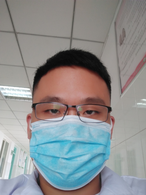 风轻云淡的第一张照片--邢台相亲服务中心