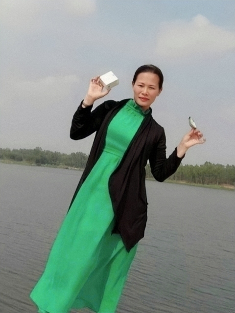 李梅的第三张照片--邢台相亲服务中心