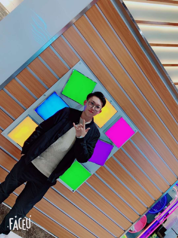 陪伴是最长情的告白的第一张照片--邢台相亲服务中心