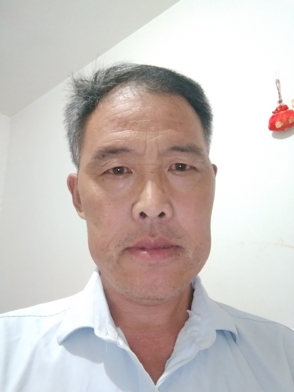 邹学辉的第三张照片--邢台相亲服务中心