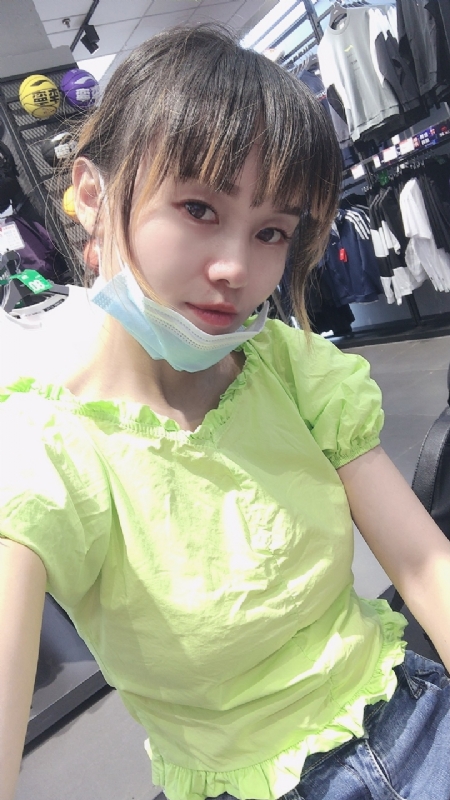 婀娜袅袅的第一张照片--邢台相亲服务中心