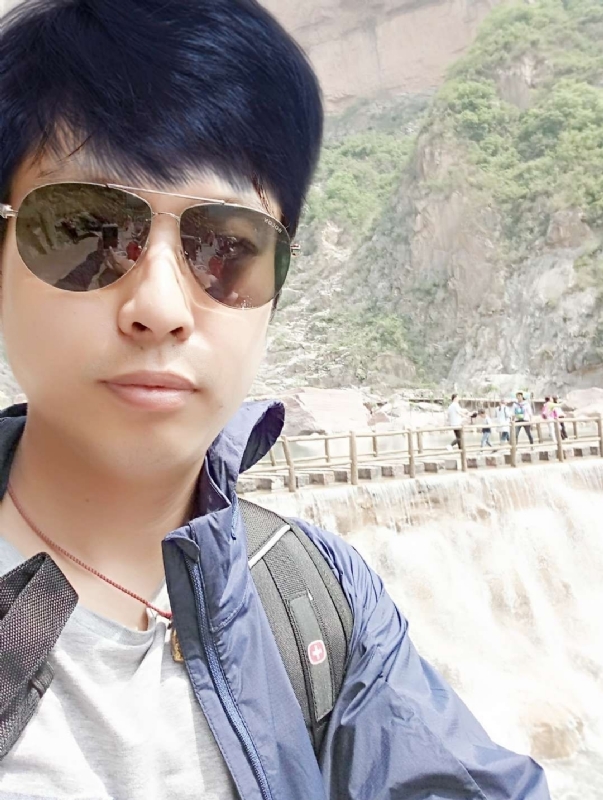 雅俗共赏的第一张照片--邢台相亲服务中心