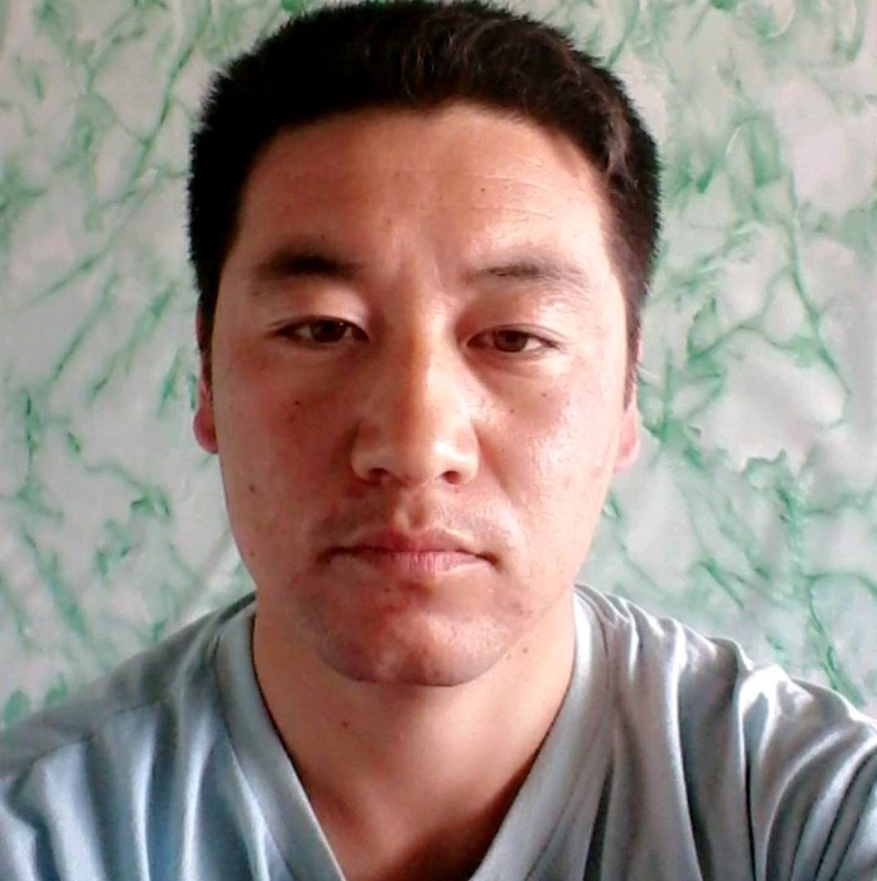 寻找另一半的第三张照片--邢台相亲服务中心