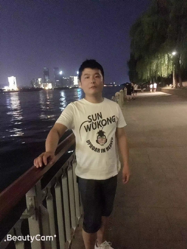 古月的第一张照片--邢台相亲服务中心