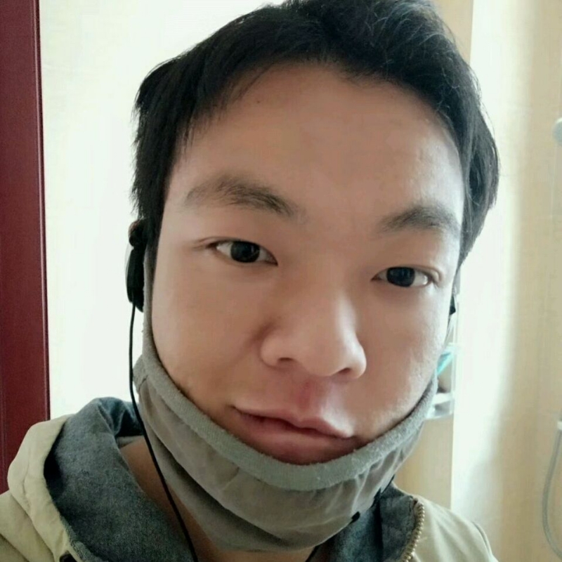 泡沫哭泣的第一张照片--邢台相亲服务中心