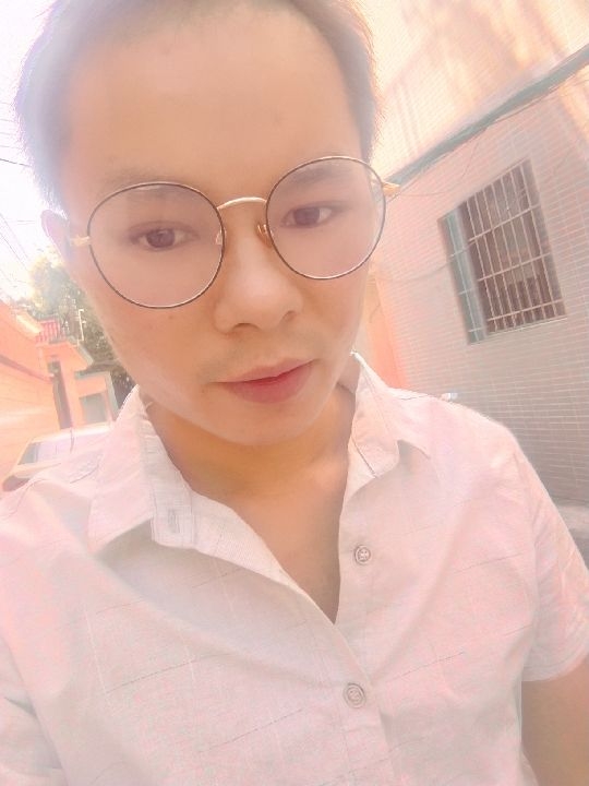 楠呐的第四张照片--邢台相亲服务中心