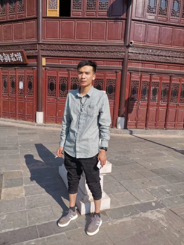 刘方的第一张照片--邢台相亲服务中心