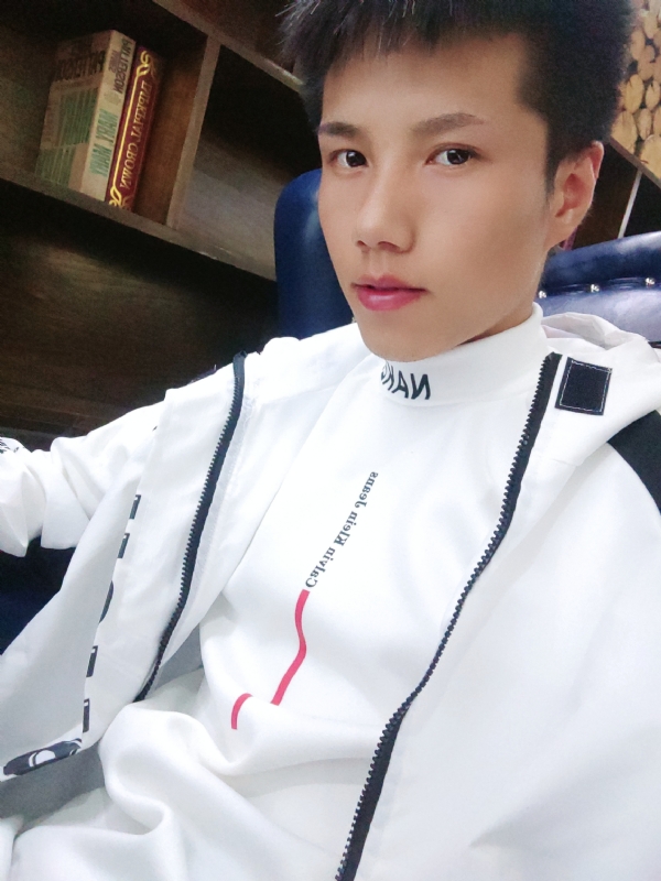 梁辞的第二张照片--邢台相亲服务中心