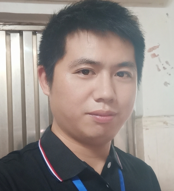 单身奶爸的第一张照片--邢台相亲服务中心