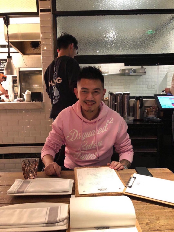 雪云飘的第一张照片--邢台相亲服务中心