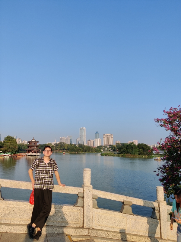 萍水相逢晏的第一张照片--邢台相亲服务中心