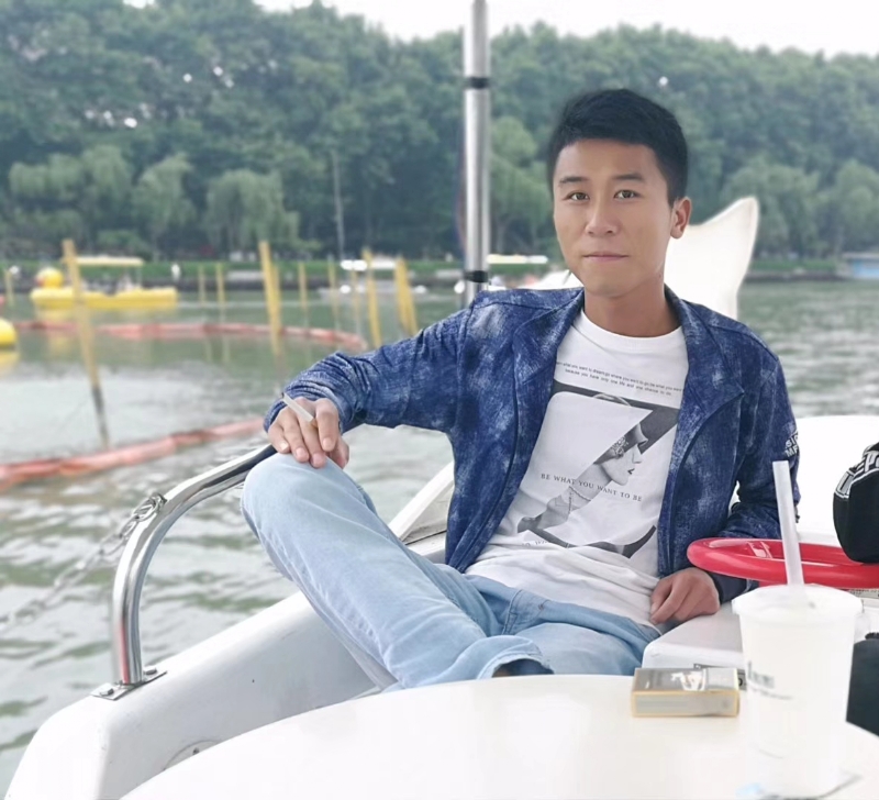 小熊微品的第一张照片--邢台相亲服务中心