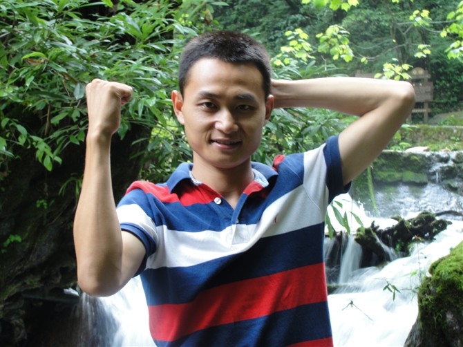 阿汤的第一张照片--邢台相亲服务中心