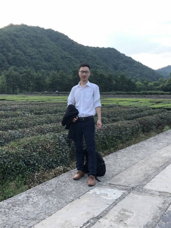 盛夏果实的第一张照片--邢台相亲服务中心