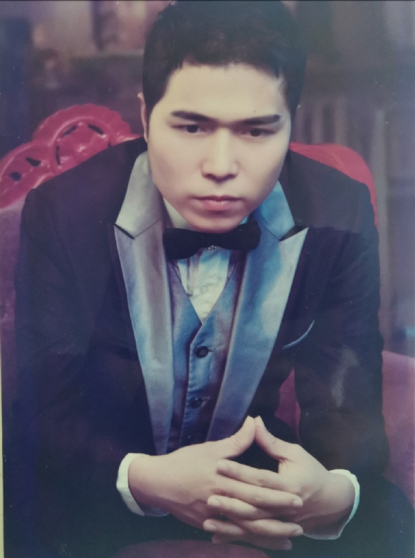 刨花生雪的第一张照片--邢台相亲服务中心