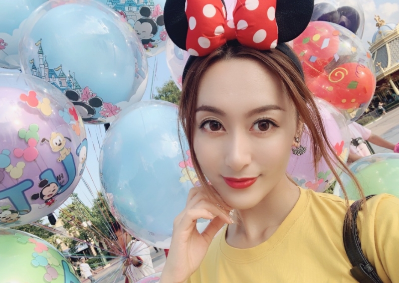 薇薇的第一张照片--邢台相亲服务中心