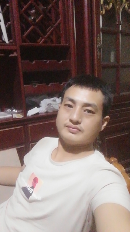 明天遇见你的第一张照片--邢台相亲服务中心