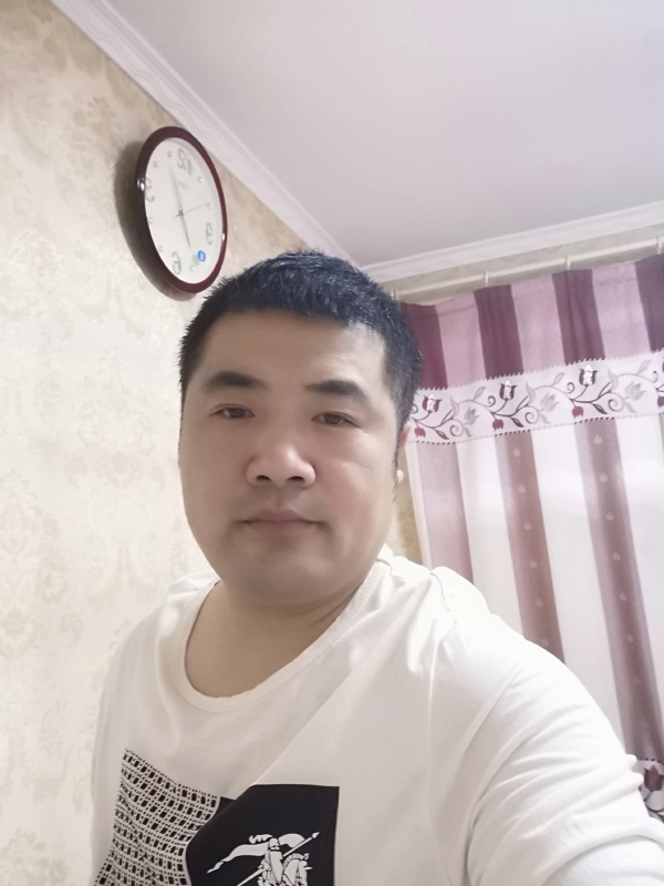 爱你的眼睛的第一张照片--邢台相亲服务中心