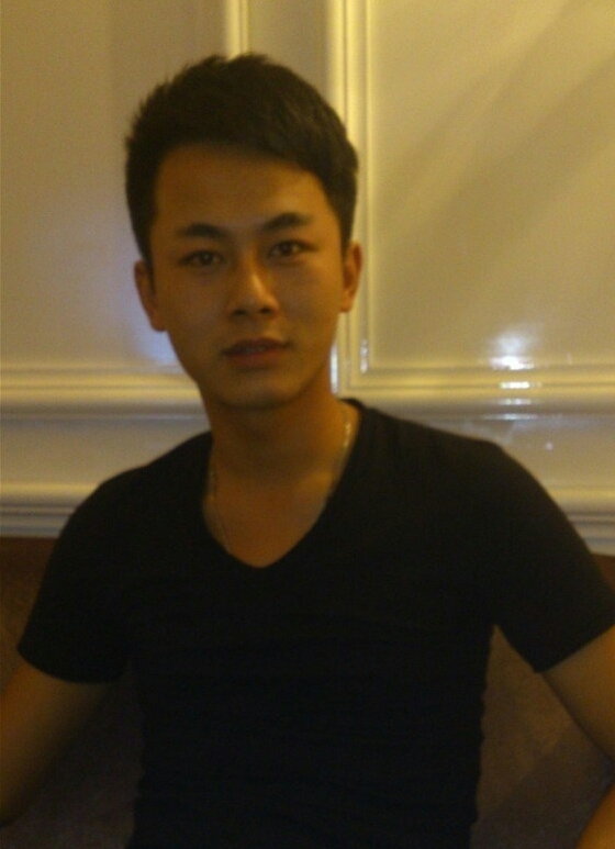 真情的流露的第一张照片--邢台相亲服务中心