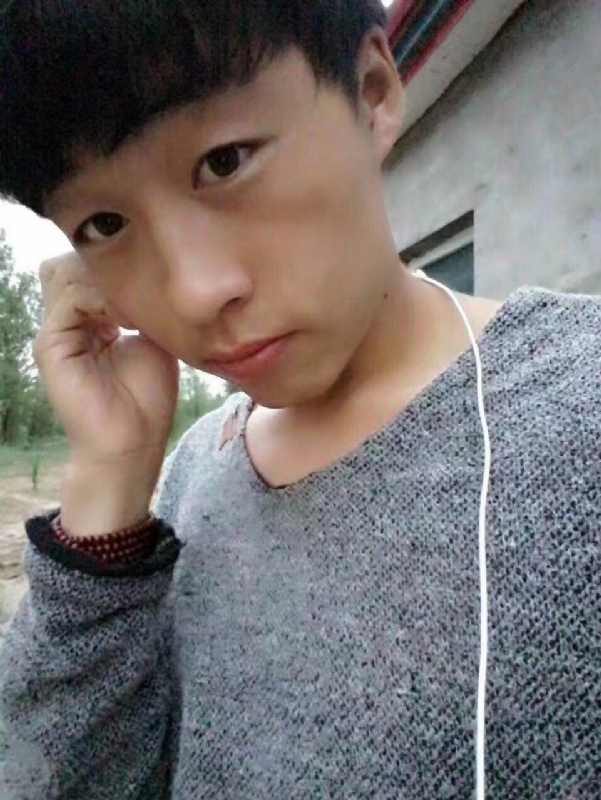 小胡的第一张照片--邢台相亲服务中心