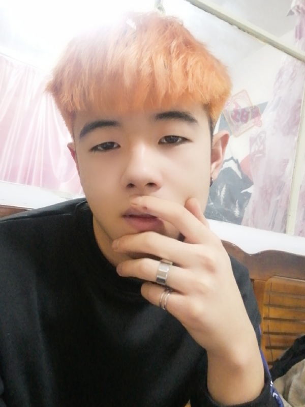 钟宇诗的第一张照片--邢台相亲服务中心