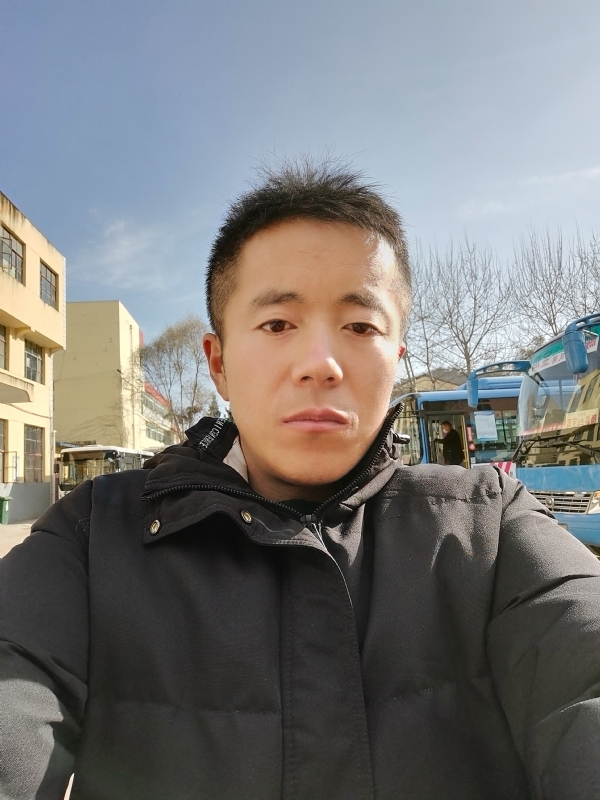 孤独的云的第一张照片--邢台相亲服务中心