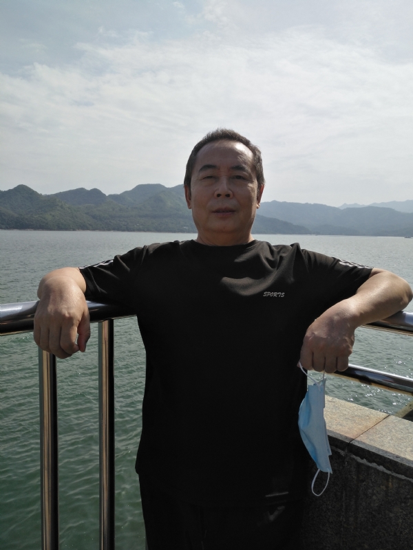 重振雄风的第四张照片--邢台相亲服务中心