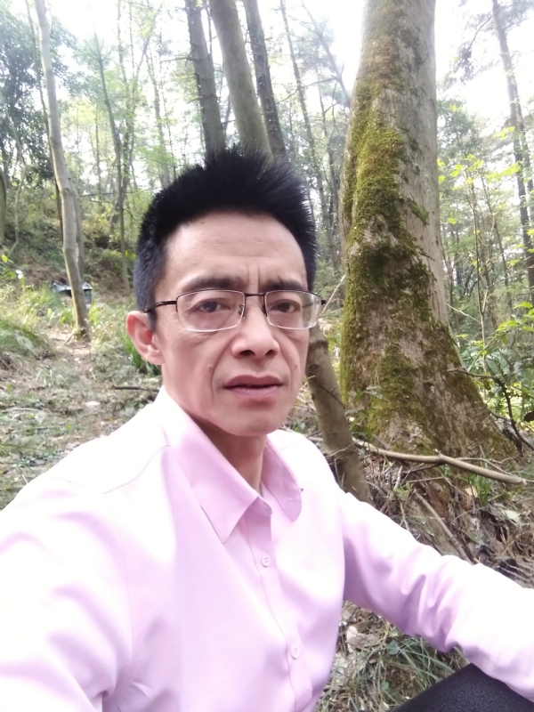 吴彬的第一张照片--邢台相亲服务中心