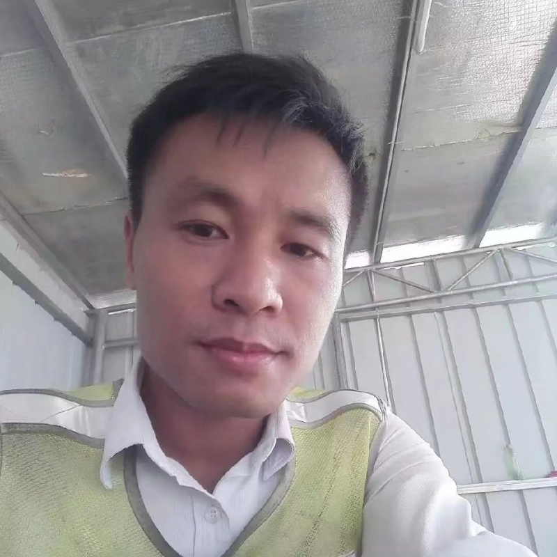 小马哥的第一张照片--邢台相亲服务中心