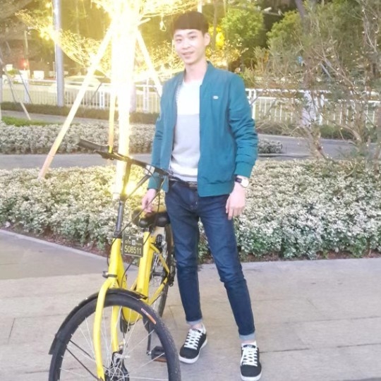 李伟的第一张照片--邢台相亲服务中心