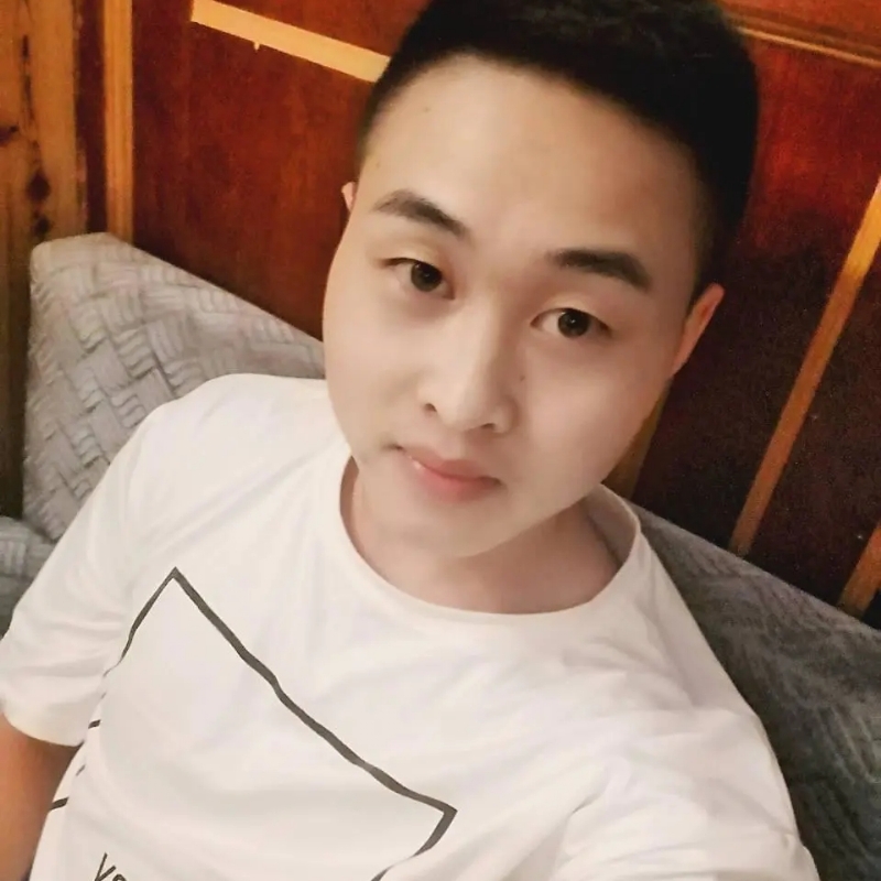 娃娃脸小爸爸的第二张照片--邢台相亲服务中心