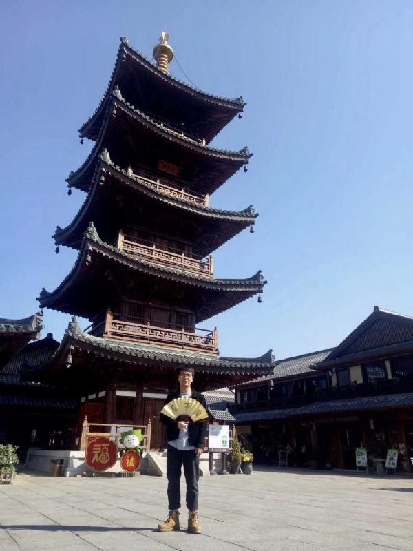 流浪共和的第二张照片--邢台相亲服务中心